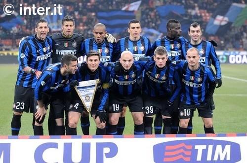 NBA交易市场动态：湖人完成外援签约,