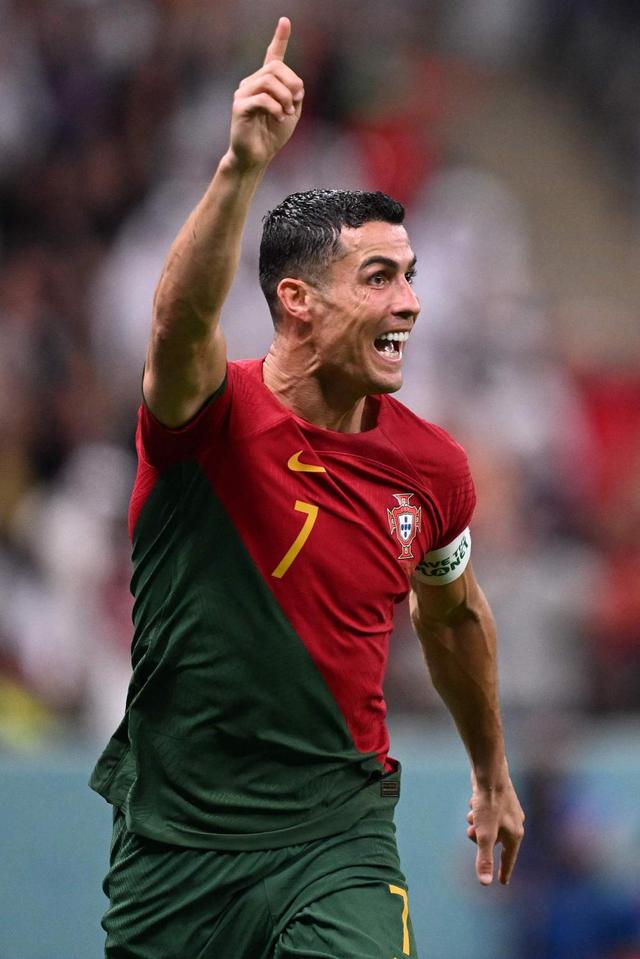 篮球篮网替补球员贡献稳定得分