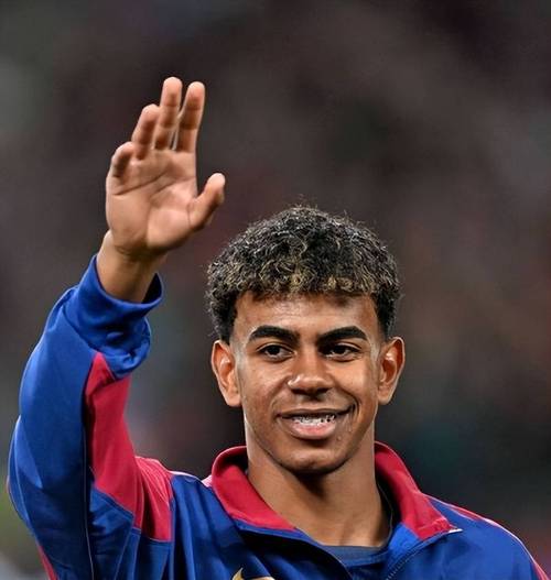 专访鲍曼：“点球杀手”是怎么炼成的 对500场里程碑感到惊讶