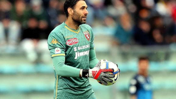 蓉城第90分钟遭扳平！李扬送点，神户点射破门2-2扳平蓉城