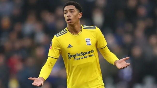 球迷：他活成了我们的骄傲