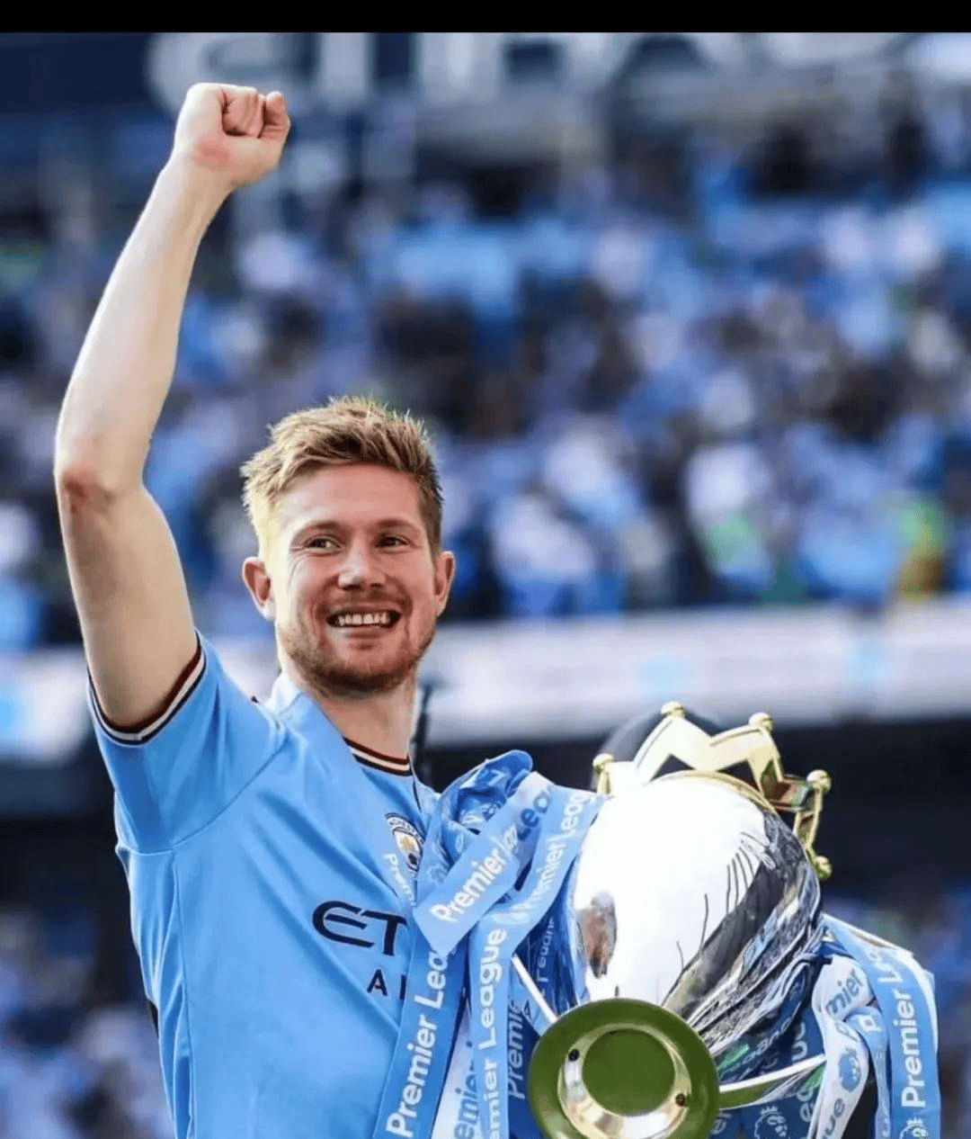 佳夫：作为后卫单场比赛进俩球不常见；沃尔特马德是顶级前锋