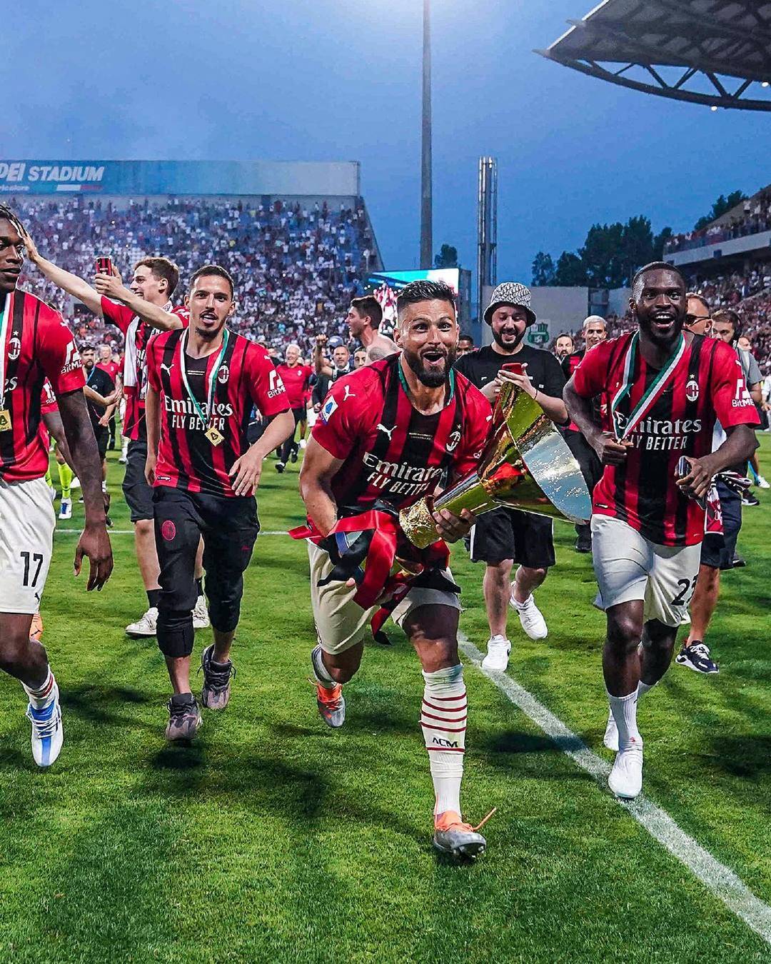 英超半场：达姆斯高、弗莱明造险，布伦特福德0-0伯恩利