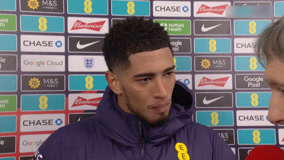 边锋赛后晒伤痕，网友称其太拼了