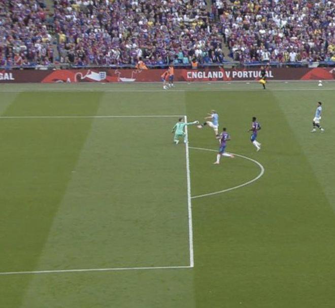 阿斯：苏契奇态度不佳，精神恍惚，可能在冬窗离开皇家社会