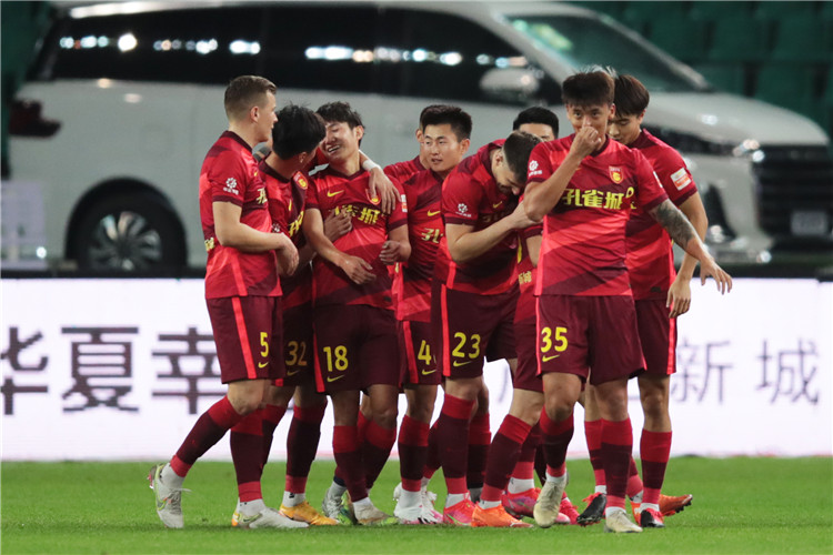 米兰0-1拉齐奥无缘意杯八强，扎卡尼制胜，莱奥失良机